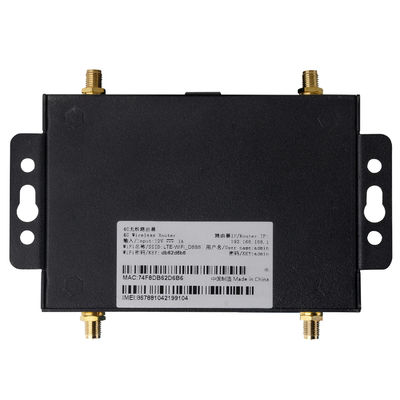 2.4Ghz 4G LTE Industrial Router 4 Antennas Modem Router Sim Card Slot